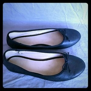 Black flats